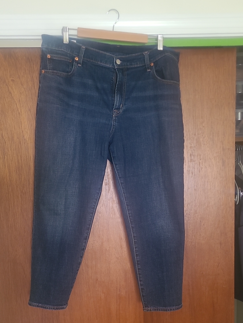 Gap Mid Rise Relaxed Girlfriend Jeans